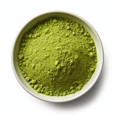 Thé vert matcha biologique traditionnel du Japon en vrac dans des sacs cérémoniels